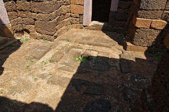 Prasat Ban Chang Pi-011